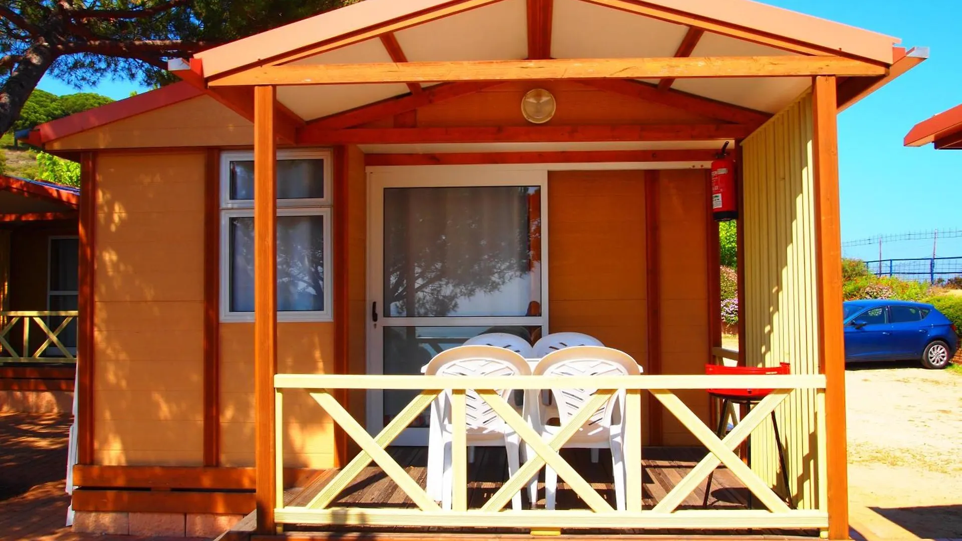 Camping Roca Grossa Calella Campsite