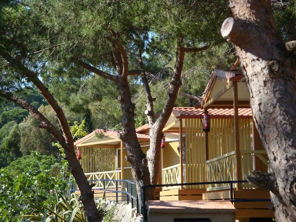 Camping Roca Grossa Calella 2*,