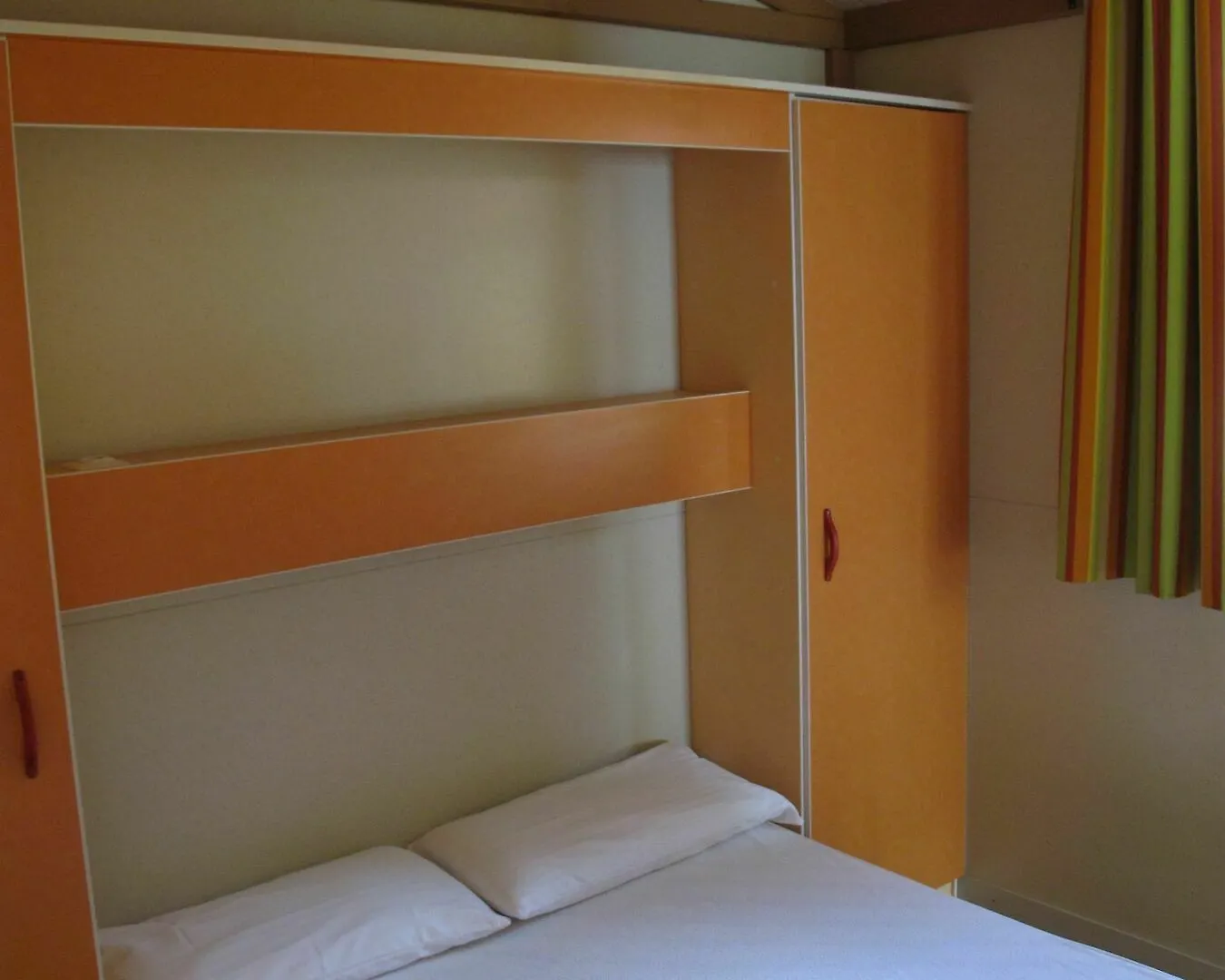 ** Campsite Camping Roca Grossa Calella Spain
